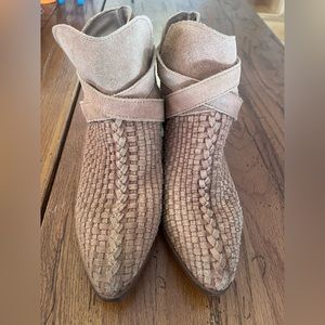 Free people venture tan woven ankle boots